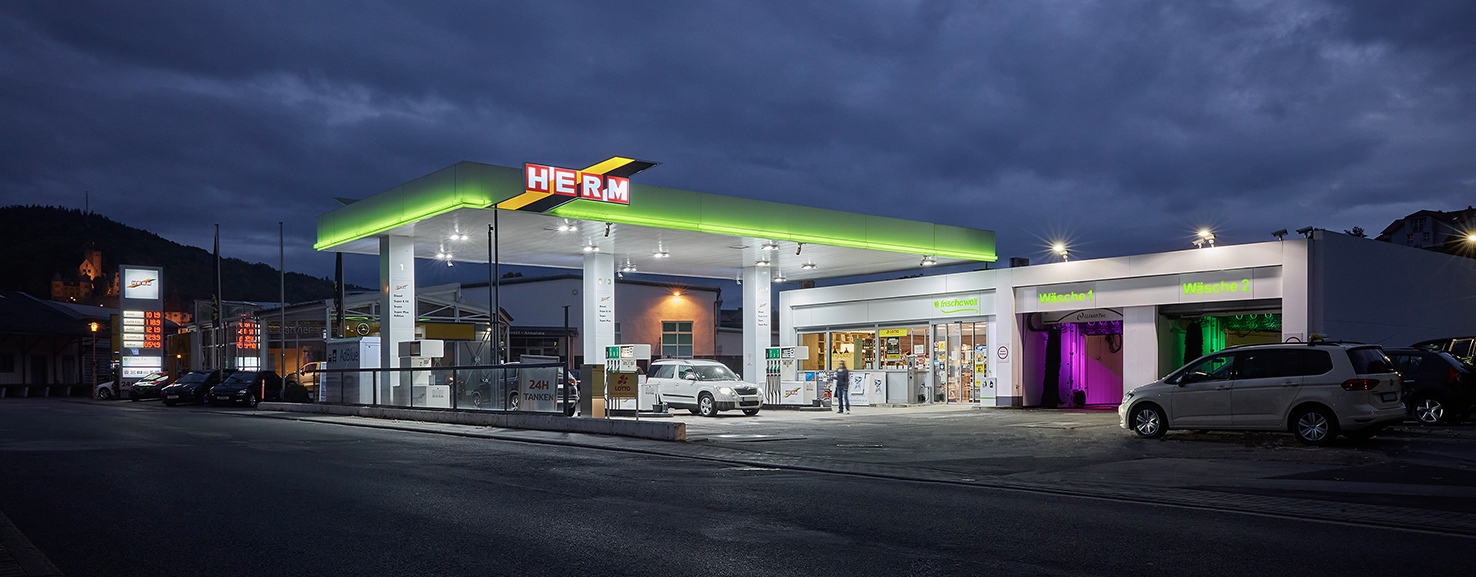 HERM Tankstelle